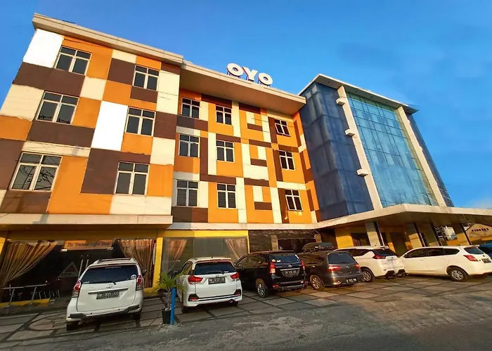 Oyo 1161 Stefani City Hotel