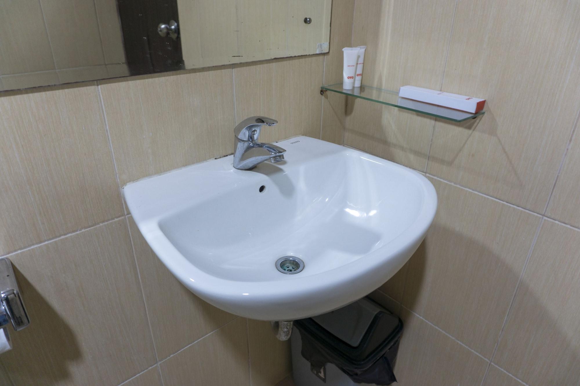 Oyo 1161 Stefani Hotel Pekanbaru