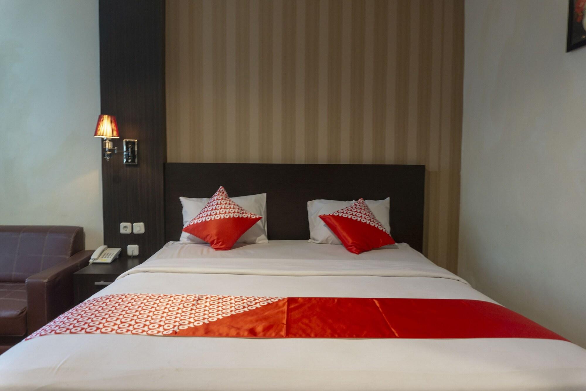 Oyo 1161 Stefani Hotel Pekanbaru