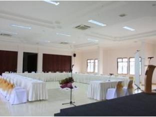 Oyo 1161 Stefani Hotel Pekanbaru